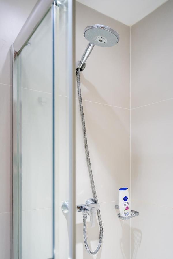 Chic 3 Bed Apartment Near London Bridge With Balcony Exterior foto